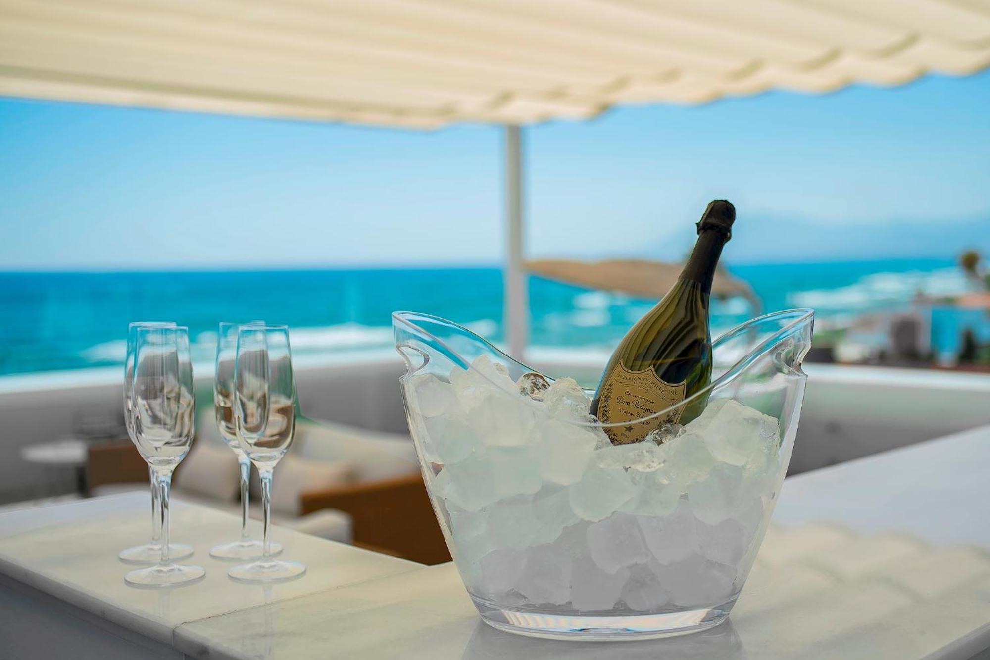 Frontline Costabella - Villa *