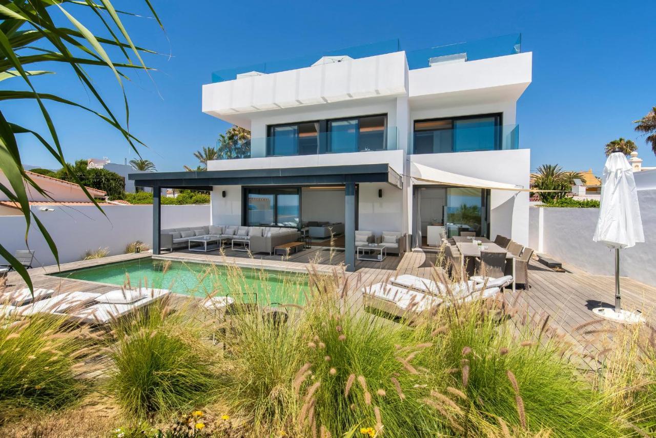 Frontline Costabella - Villa