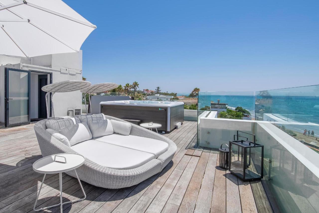 Frontline Costabella - Villa